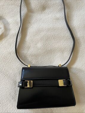 Black H&M cross body bag